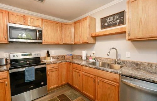 MidLong Term Rental Cozy Home at Mary Roberts - Foto 5