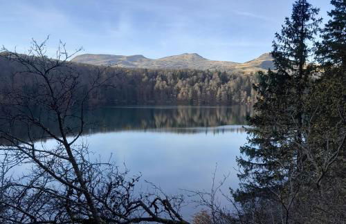 T2 confortable - Piscine chauffée - Super Besse - Photo 36