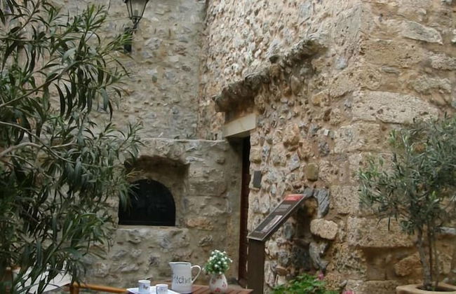 Dorovinis Monemvasia Castlehouses - Photo 37