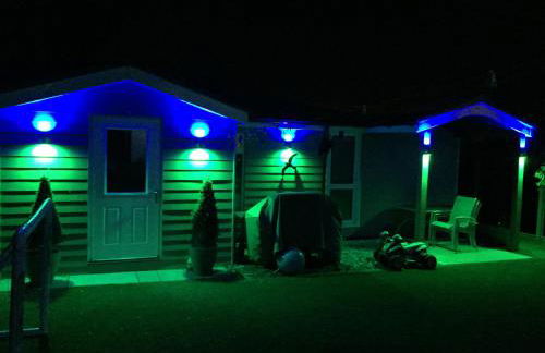 Four Corners Holiday Home with Hot Tub & Sauna - Photo 116