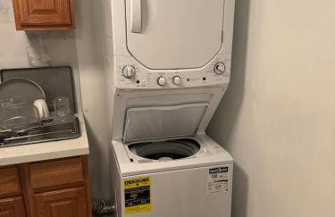 UC Proximity - Cozy City Stay - Free Parking Spot - Photo 10