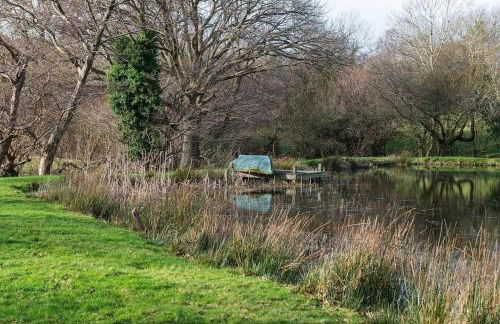 PLAS IWRWG GRANARY - Stunning Barn Conversion based in North Wales - Photo 35