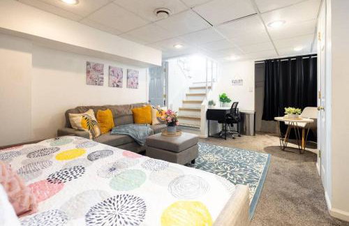 Charming Modern Farmhouse Retreat - Foto 29