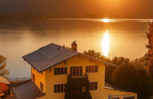 Villa Tegernsee - Exclusive Lakefront Villa with private Zirben Sauna, 4 Rooms for Family & Friends - Foto 3