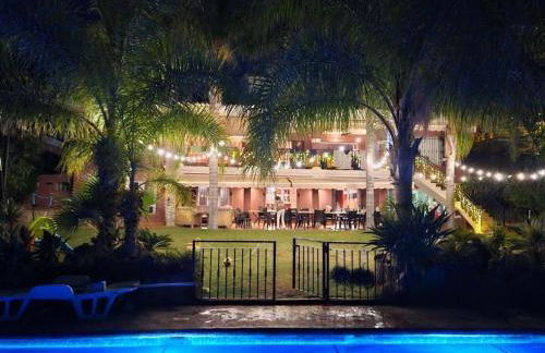 10 Bedroom 5 Star Luxury Villa & Heated Pool for 5 to 28 Guests near Alicante - Foto 7