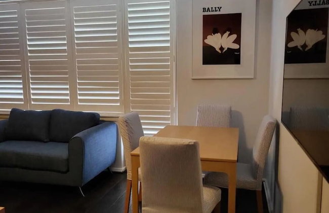 Homely 1 Bedroom Retreat in South Yarra With Balcony - Foto 9