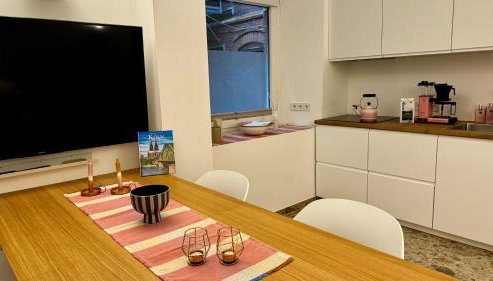Mitten in der Kölner City - Design trifft Altbau - Foto 4, stove