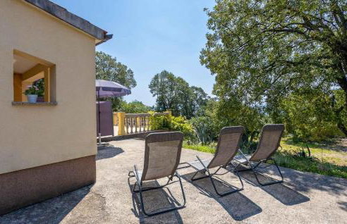 1 Bedroom Cozy Apartment In Kostrena - Foto 2