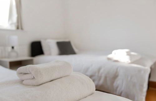 2BR Waterside Flat Parking WiFi Garden & DLR Nearby - Foto 11