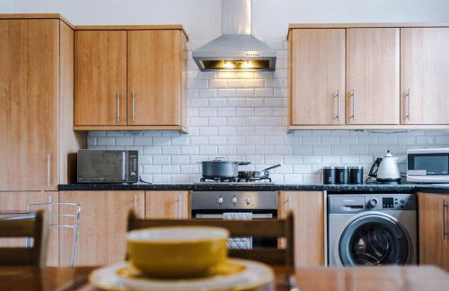 4BDR House By Eason Stays Short Lets Chorley - Foto 3