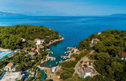 HOLIDAY HVAR lux - Photo 23