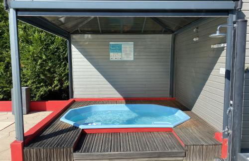 Résidence Les Alizés ''JACCUZI SAUNA PISCINE en plein centre ville" - Photo 4