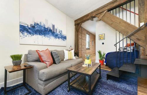 HostWise Stays - The Larryville - Amazing Bathroom, Perfect Location, Custom Build - Foto 13