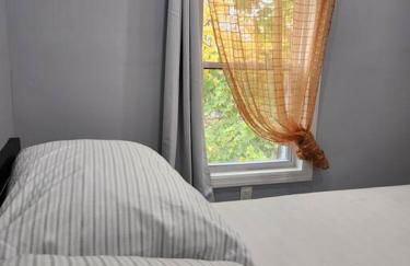 Two-Bedroom Home 25 min to NYC free parking-UNIT-2 - Foto 42