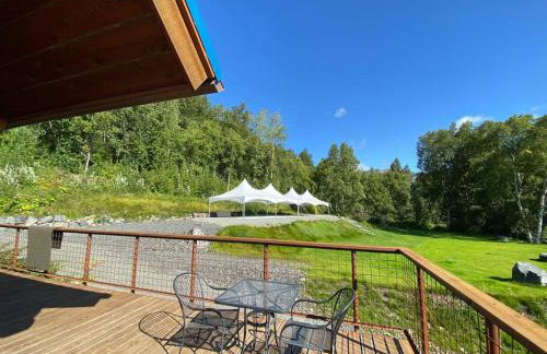 Turnagain View Lodge and Wedding Venue - Photo 45