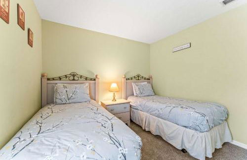 Tropical Oasis on Hypolita - Photo 34