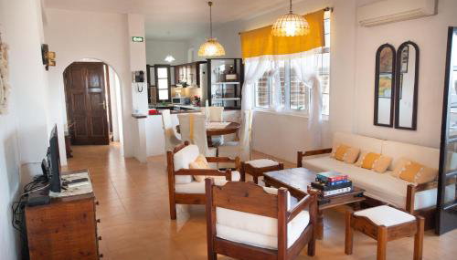 EMPHASIS Traditional House with Jacuzzi & Bicycles - Foto 5