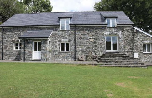 Romantic Couples' Getaway - at Ty Cerrig Barn with luxury hot tub - Photo 1