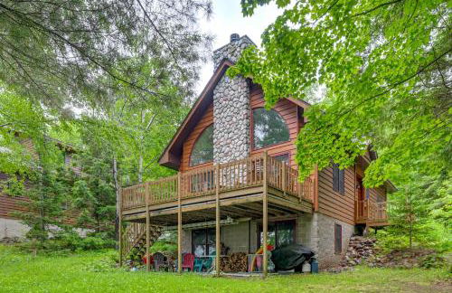 Peaceful White Sand Lake House with Dock and Deck! - Foto 29