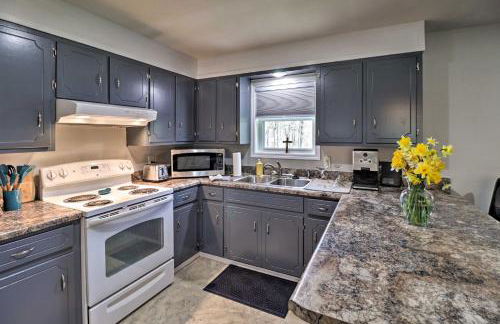 Greers Ferry Home with Yard, Less Than 1 Mi to Marina! - Foto 8