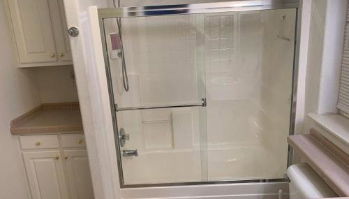 3-bedroom house Rockaway Beach - Foto 3, Shower