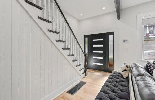 3BR Stylish Retreat, Minutes from Downtown Pittsburgh, Free 3-Car Parking - Foto 40