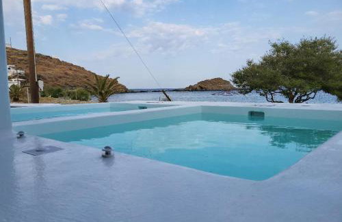 Lareroom 3 Σπίτι μπροστά στη παραλία με μικρή πισίνα - Foto 10