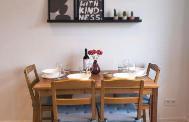 Sova Haus Chorzow, Katowice, Stadion Śląski, 24h Self check-in, Free parking, Shops 1 min walk, No Elevator-3rd floor - Foto 5