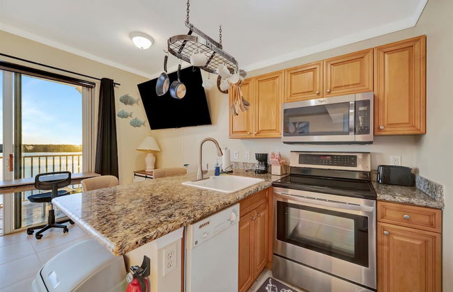 The BC Resort on the Water - Photo 20