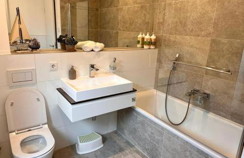 Apartments bei Playmobil EG,130m2,große Terassen,24h Self Check-in, free Parking - Foto 20