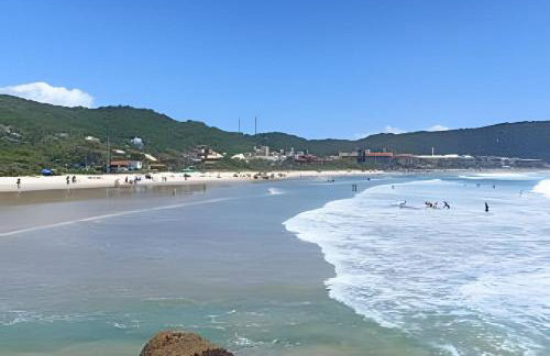 Casa Perto das melhores praias Florianópolis, 8 pessoas, ar condicionado, tv, wifi, cozinha completa, lavanderia, - Foto 57