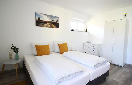 Geräumige Wohnung mit Balkon - Zentral - Kostenloses Parken - Foto 12