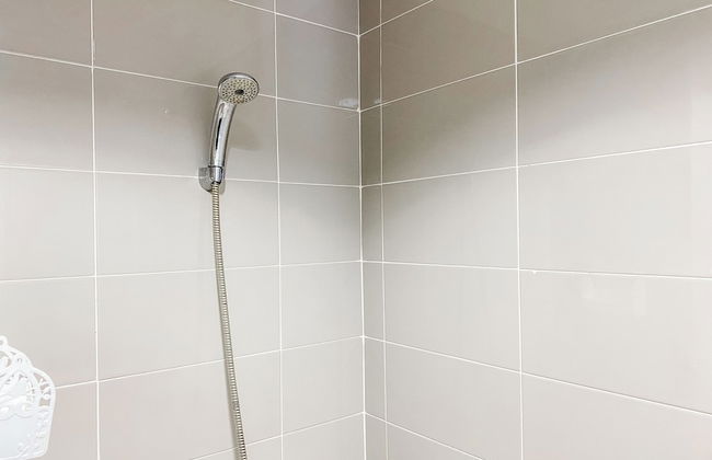 Good And Homey Studio Apartment At Springhill Terrace Residence - Foto 11