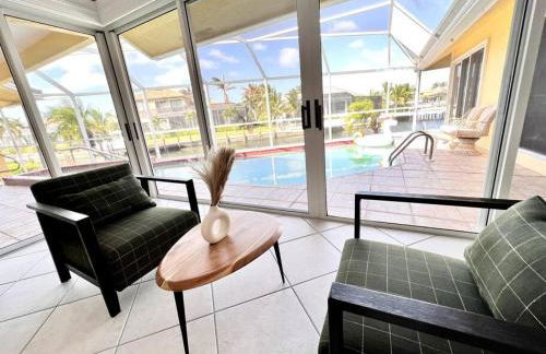 Waterfront Home With Heated Pool/Jacuzzi and only 1mile to beach - Foto 29