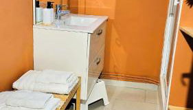 Appartement rénové tout confort - au pied des Pyrénées - Foto 3, Shower