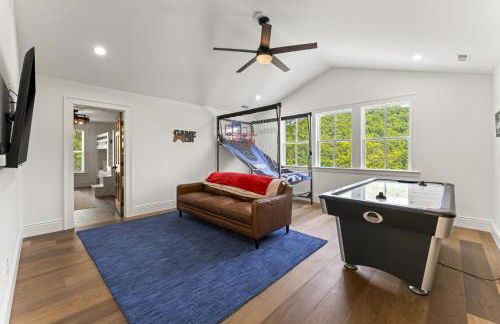 Lakeside Retreat Sleeps 22 Dock Grill Game Room - Foto 41