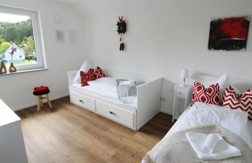 Design-Ferienhaus "auf der Schanz" mit privater Sauna - Todtnau-Muggenbrunn, Feldberg im Schwarzwald - Foto 11