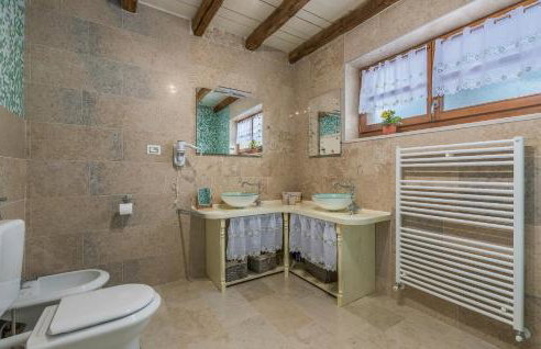 Family Villa Lipica with private pool and jacuzzi - Photo 23