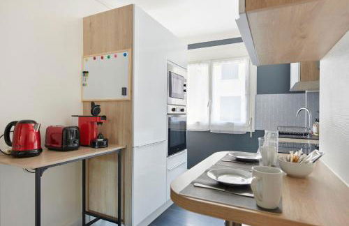 Les Capucines - Appt proche Talensac avec parking - Foto 14