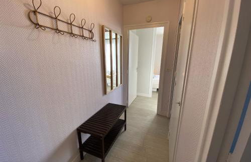 Grand studio calme avec balcon & parking gratuit - Foto 14