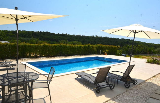 Picturesque Paradise Holiday Home With Pool - Foto 17