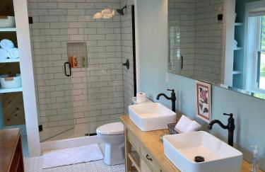 Duplex Farmhouse Rental Walk to Downtown - Foto 41