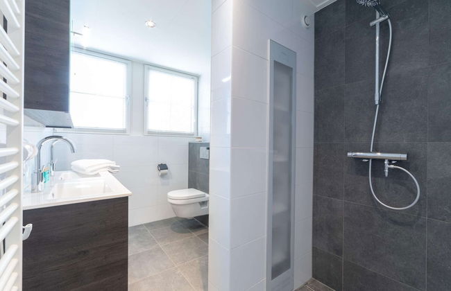 Design Apartment in Zeeland With its own Wellness - Photo 65