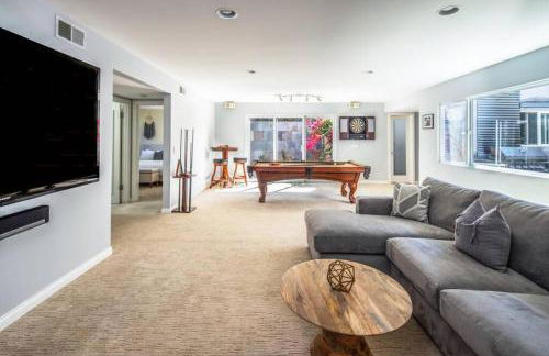 Beach Resort Home with Ocean Views Jacuzzi & Sauna! - Foto 16