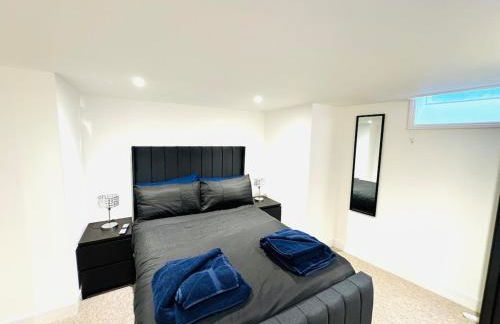 NEW Central Ryde Retreat, Melville Duplex, short walk to Beach Sleeps 6 - Foto 47