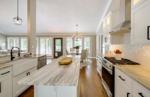 Golf Course View Elegant Hot Springs Village Home - Foto 7