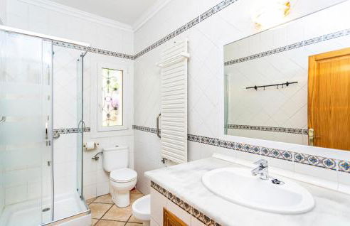 3 Bedroom Awesome Home In Porto Petro - Foto 24