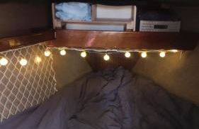 Sailboat land and sea, vegetated - Foto 18