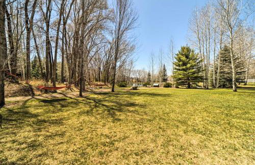 Spacious Mancos Home with Furnished Deck and Yard! - Foto 30