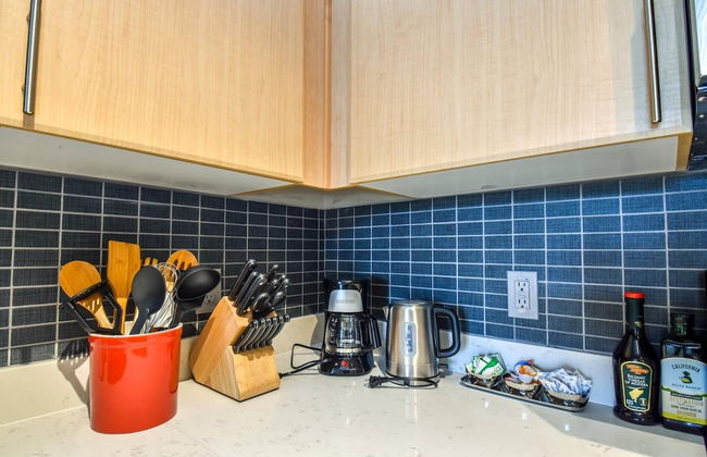 Plano Amazing 2BD 2BA Apartment - Foto 12